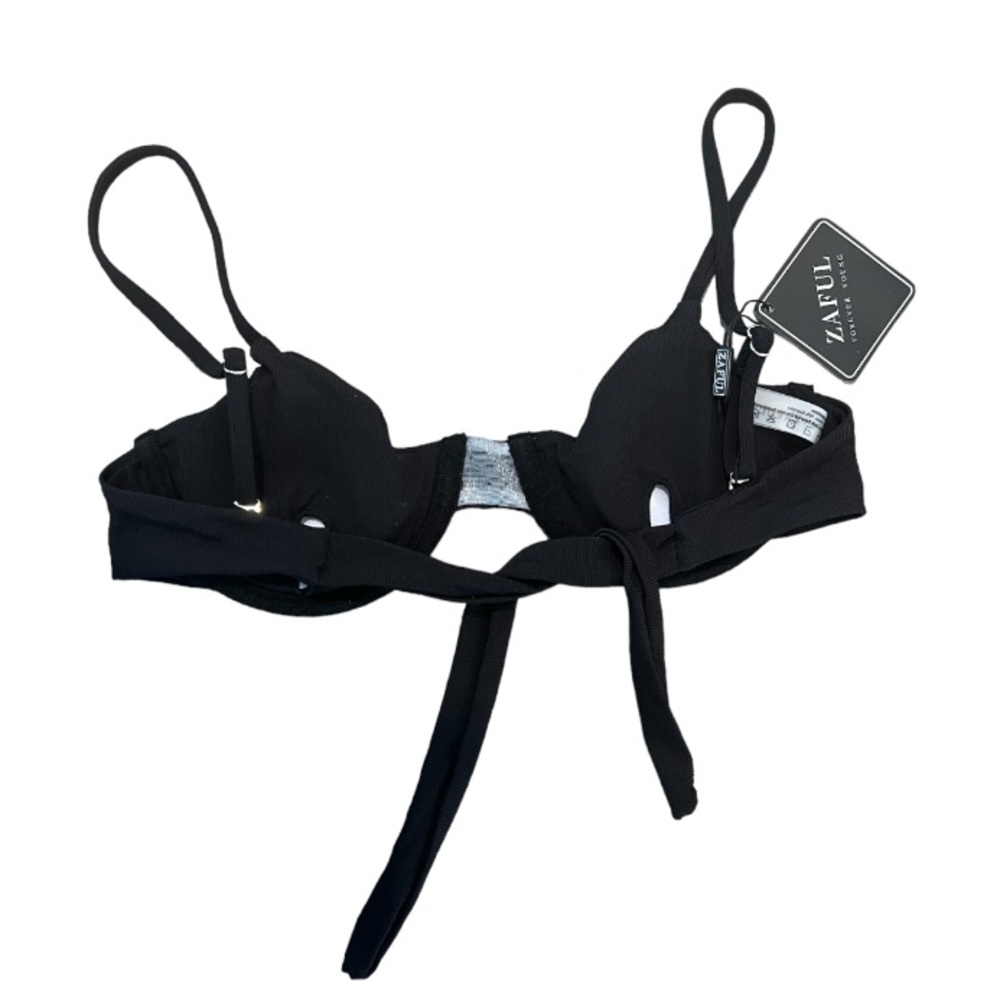 NWT Zaful Ribbed Bikini Top With Underwire. - Picture 4 of 5